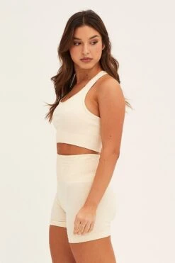 White Seamless Top And Shorts Activewear Set -Modern Fashion Shop aw set white seamless top and shorts activewear set 32980780548289