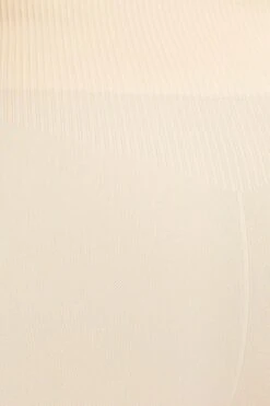 White Seamless Top And Shorts Activewear Set -Modern Fashion Shop aw set white seamless top and shorts activewear set 32980780646593