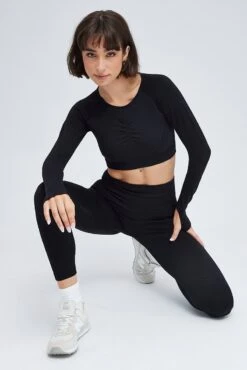 Black Seamless Top And Legging Activewear Set