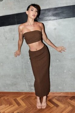 Brown Midi Skirt Elastic Waist Textured -Modern Fashion Shop midi skirt brown midi skirt elastic waist textured 33201304928449